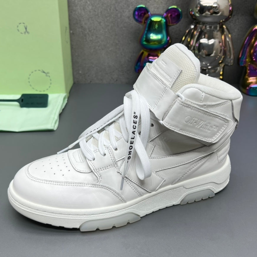 Off-White Arrow Logo Leather Sneakers #35